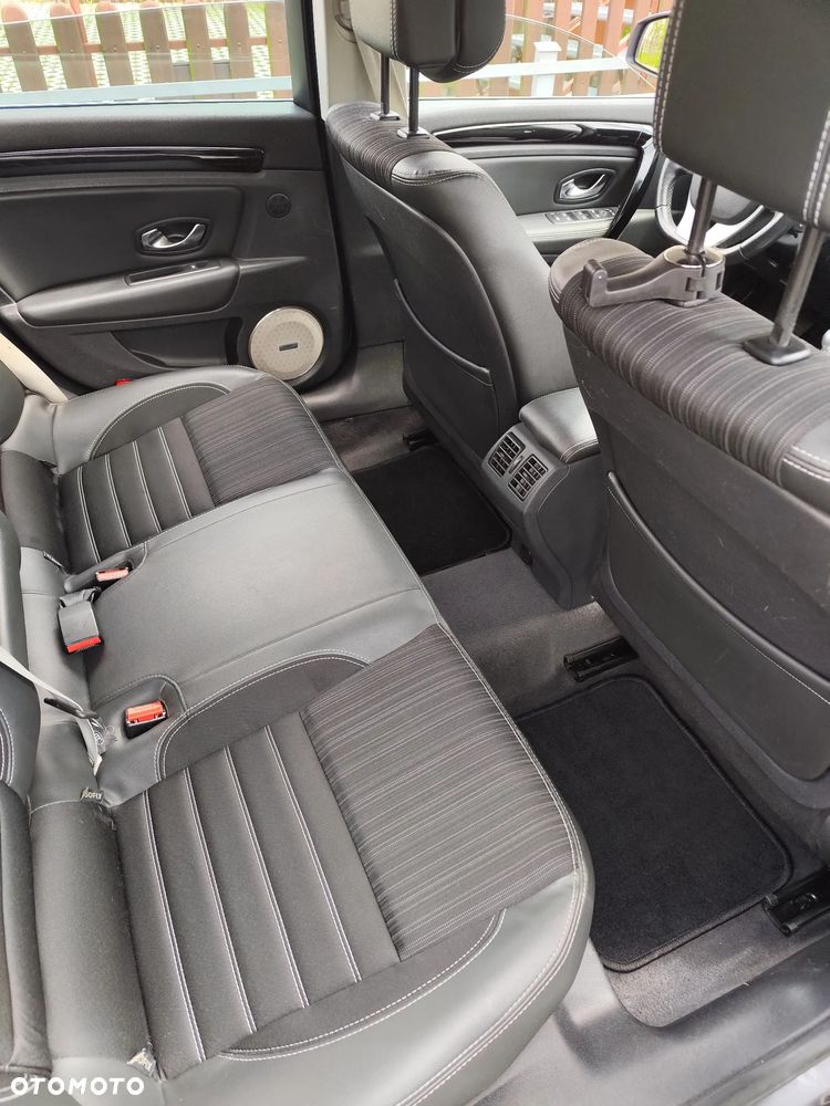 Renault Laguna ENERGY dCi 130 FAP Start & Stop Bose Edition - 9