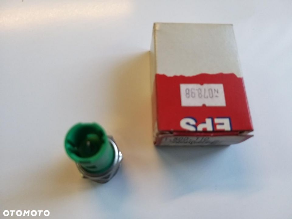 WŁĄCZNIK Czujnik OLEJU MITSUBISHI CARISMA; RENAULT 19 , 21, CLIO I, ESPACE III, LAGUNA I MEGane - 2