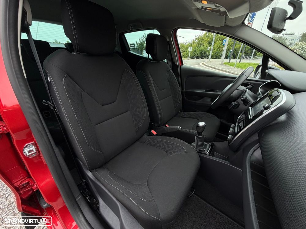 Renault Clio 0.9 TCe Limited - 36
