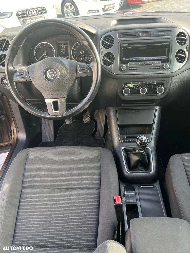 Volkswagen Tiguan - 30