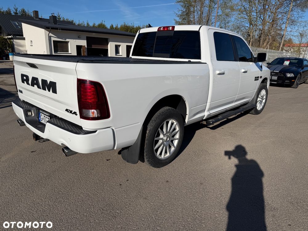 Dodge RAM 5.7 4x4 - 6
