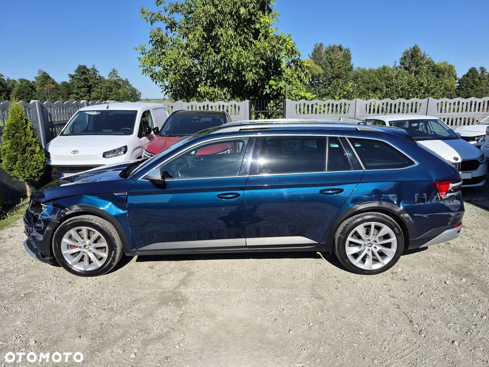 Skoda Superb 2.0 TSI 4x4 Scout DSG - 32