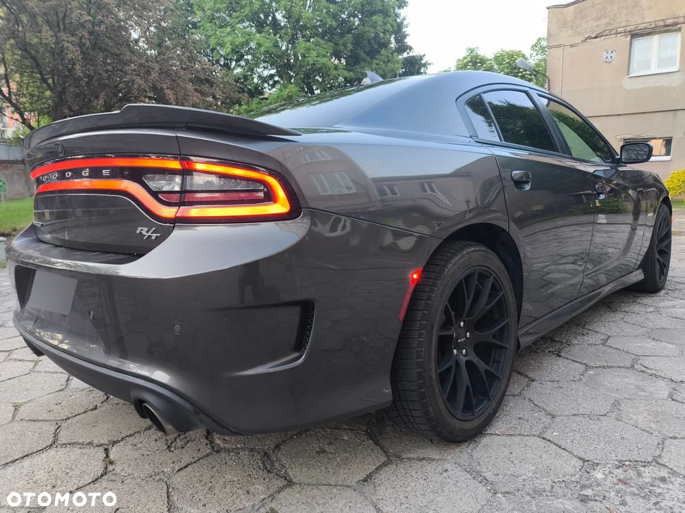 Dodge Charger 5.7 R/T - 19