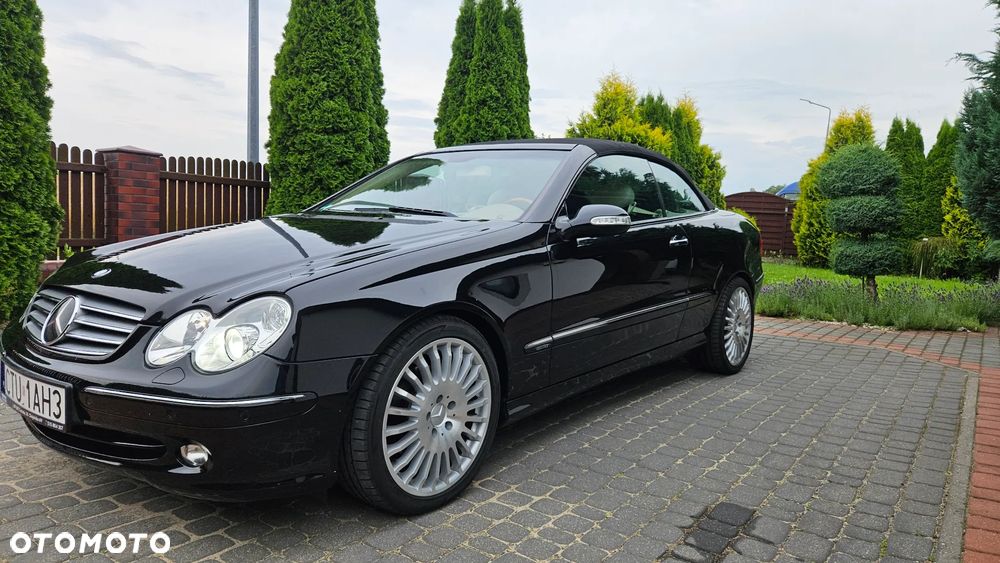 Mercedes-Benz CLK 320 - 24