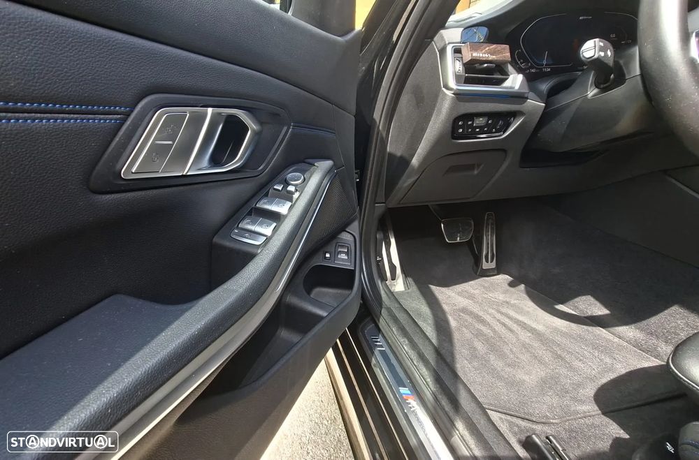 BMW 330 e Pack M Auto - 17