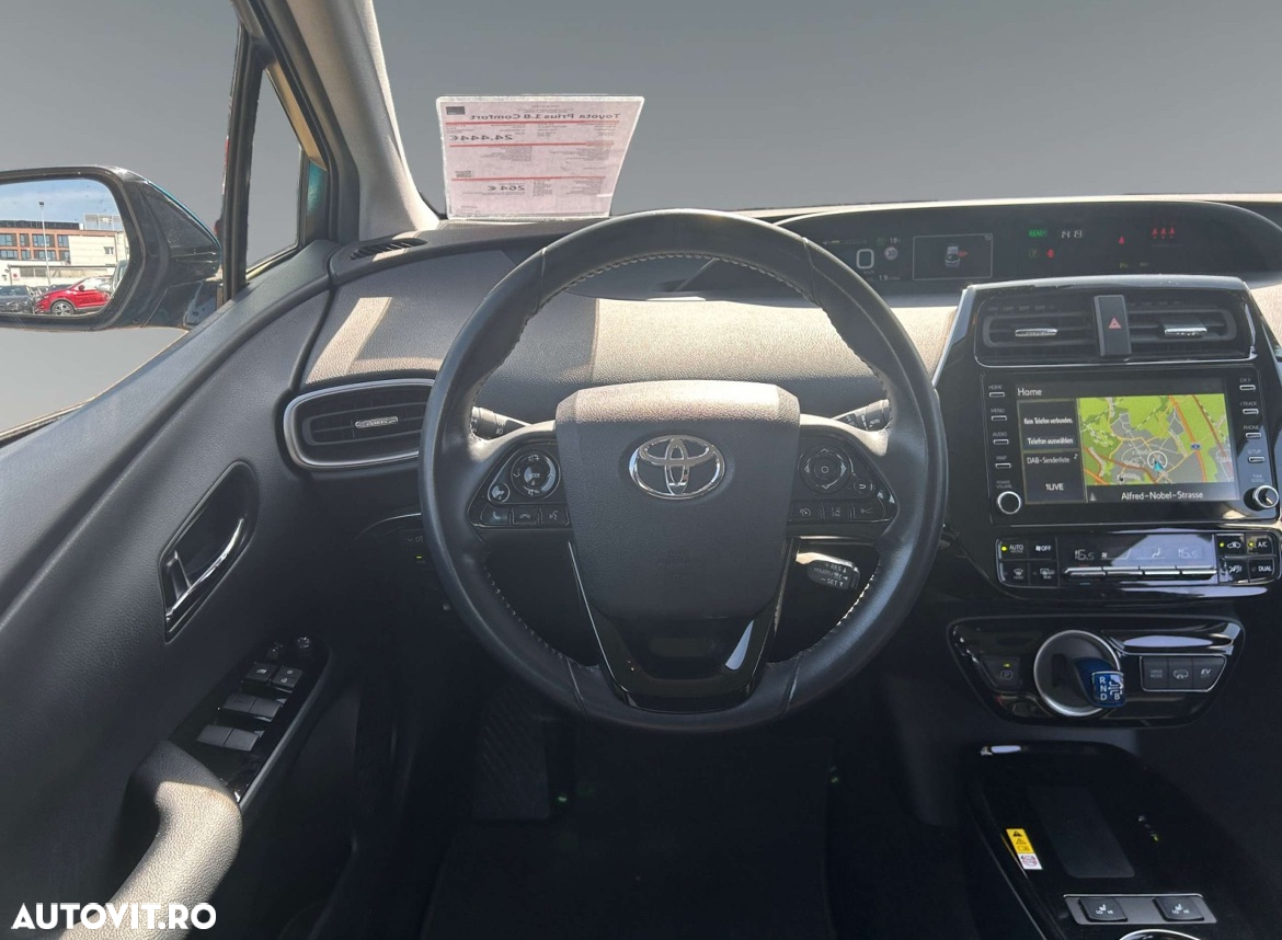 Toyota Prius Hybrid Comfort - 6