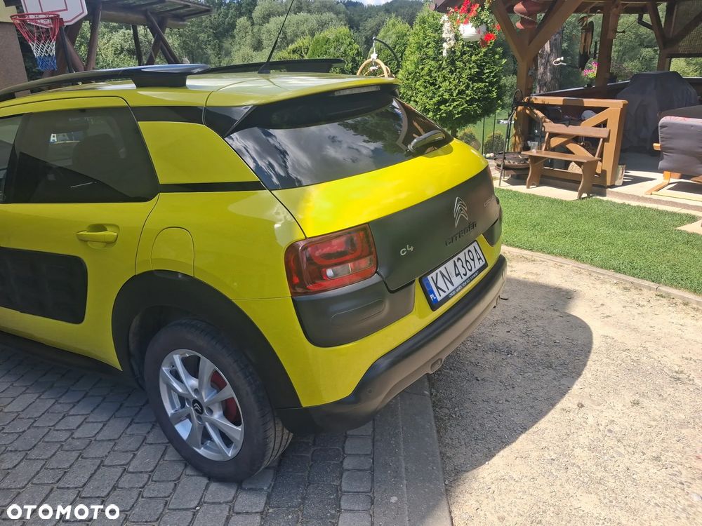 Citroën C4 Cactus 1.2 PureTech MoreLife - 4