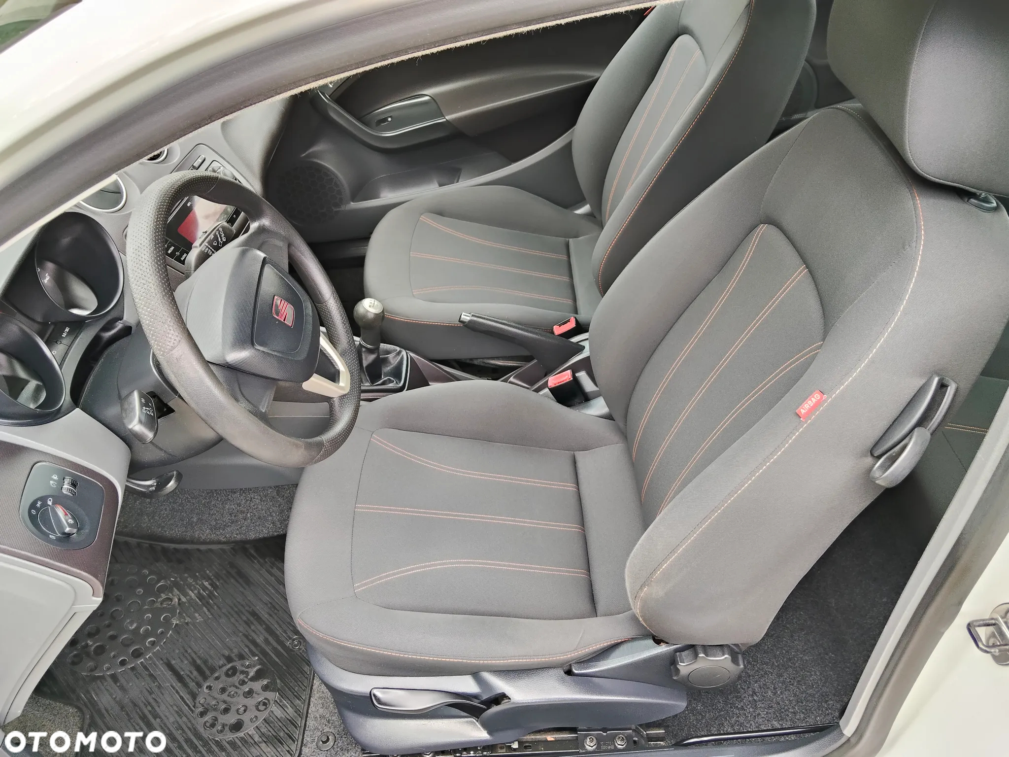 Seat Ibiza 1.2 12V Style - 24