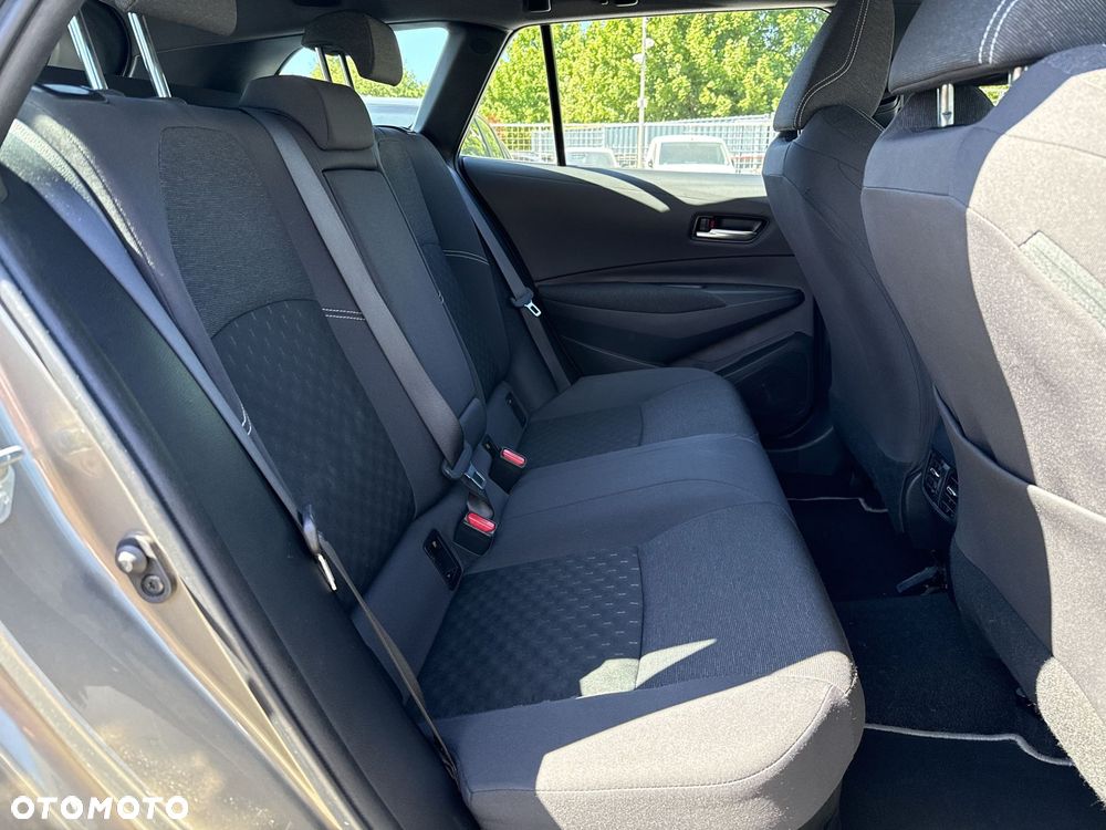 Toyota Corolla 1.8 Hybrid Comfort - 26