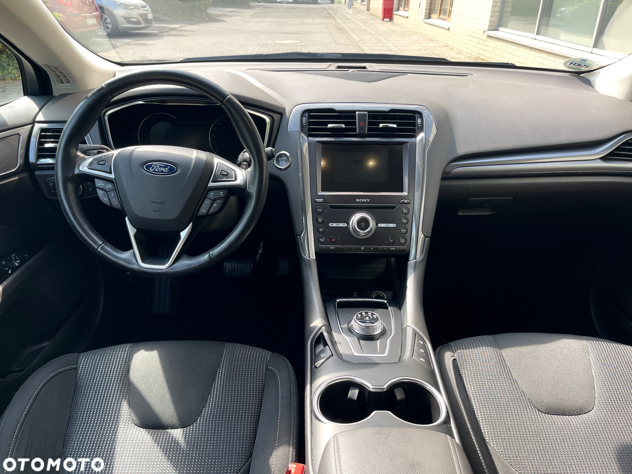 Ford Mondeo - 25