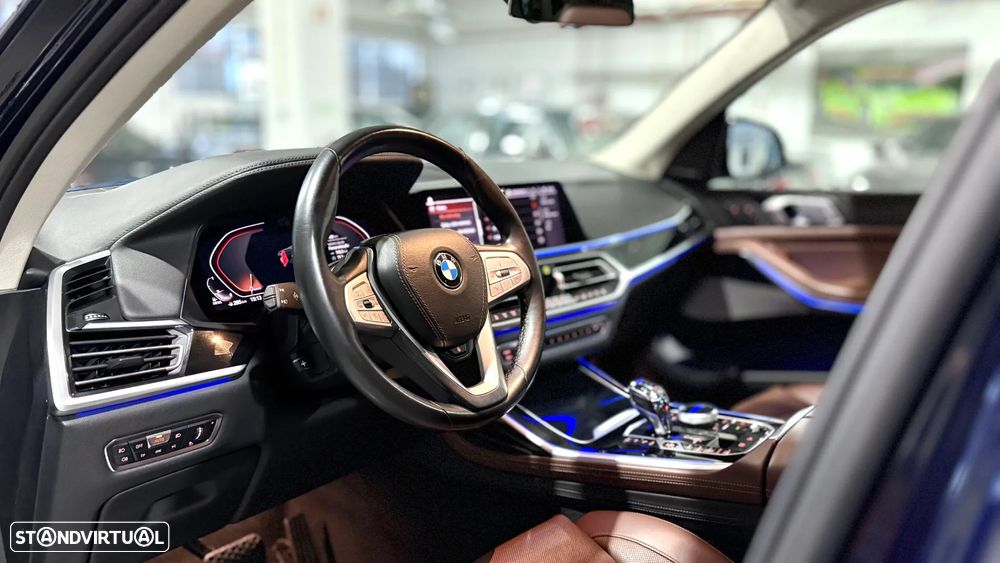 BMW X7 30 d xDrive Pack M - 14