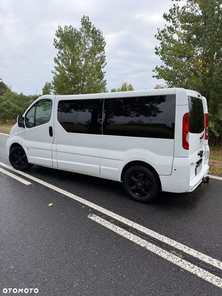 Opel Vivaro - 6