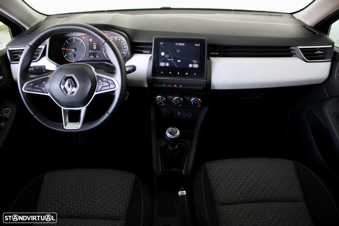 Renault Clio - 15