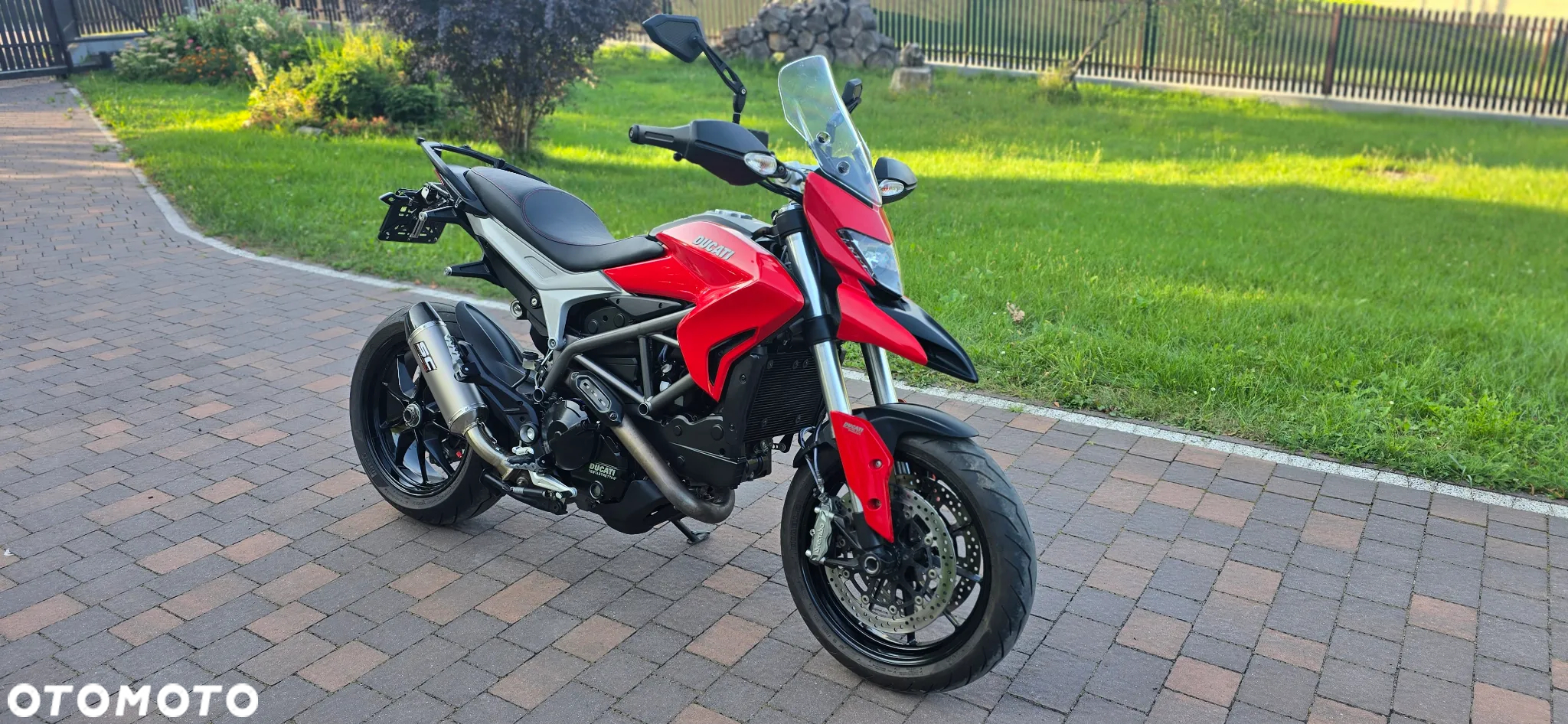 Ducati Hypermotard - 12