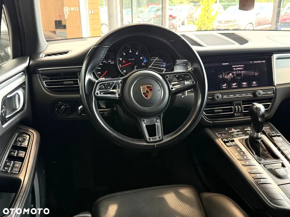 Porsche Macan Standard - 9