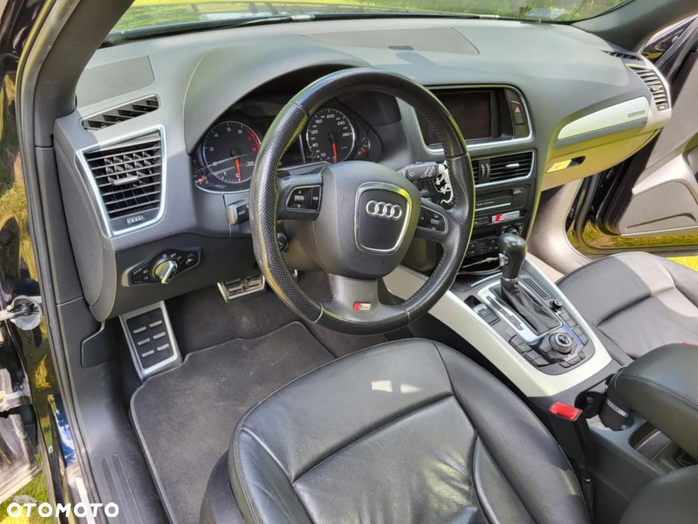 Audi Q5 3.2 FSI Quattro S tronic - 10
