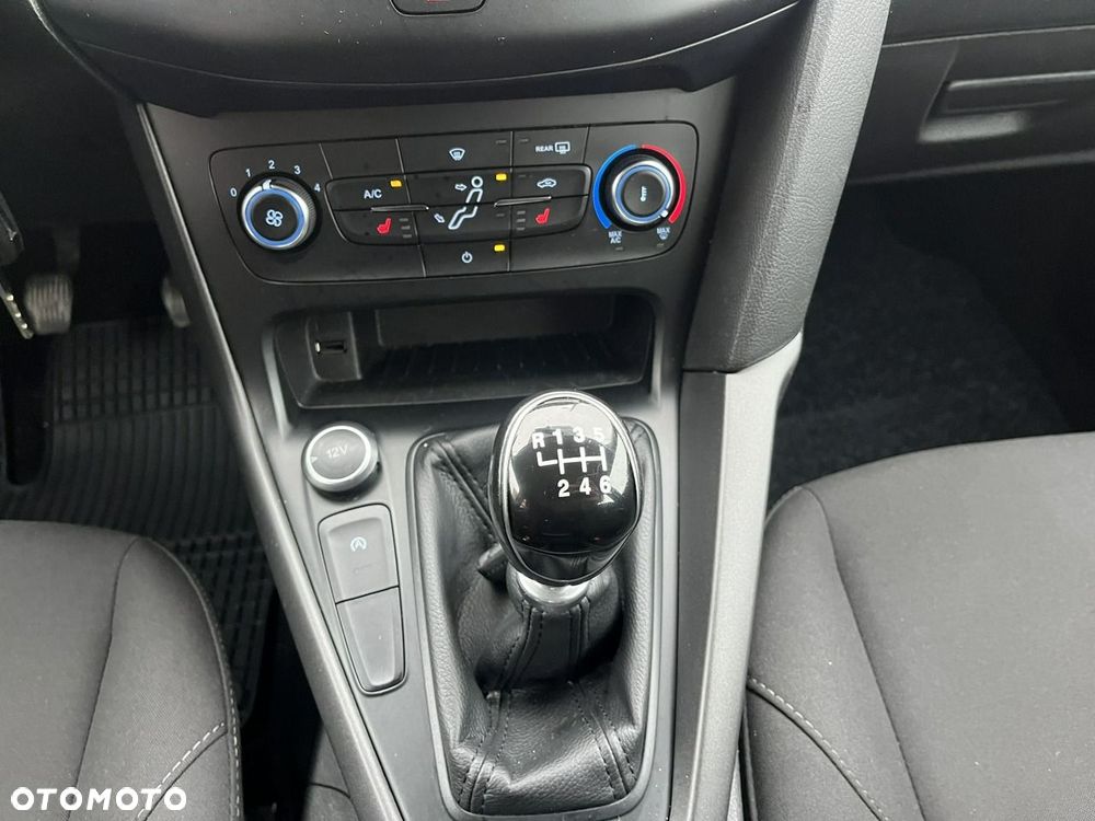 Ford Focus - 16