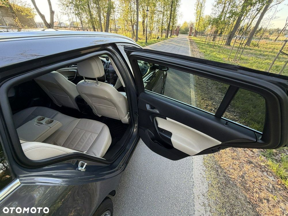 Opel Insignia - 28