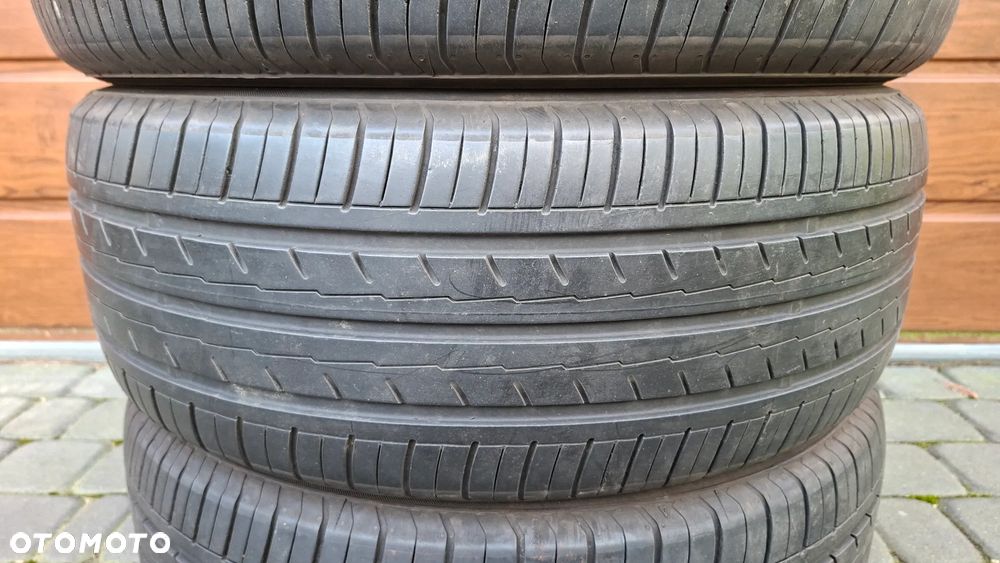 Opony letnie Yokohama BluEarth-ES32 215/55 R17 - 4