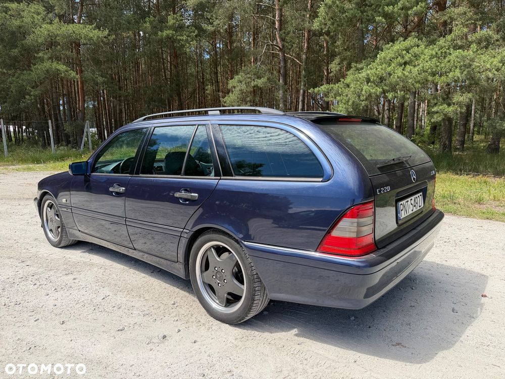 Mercedes-Benz Klasa C 220 CDI Elegance - 4