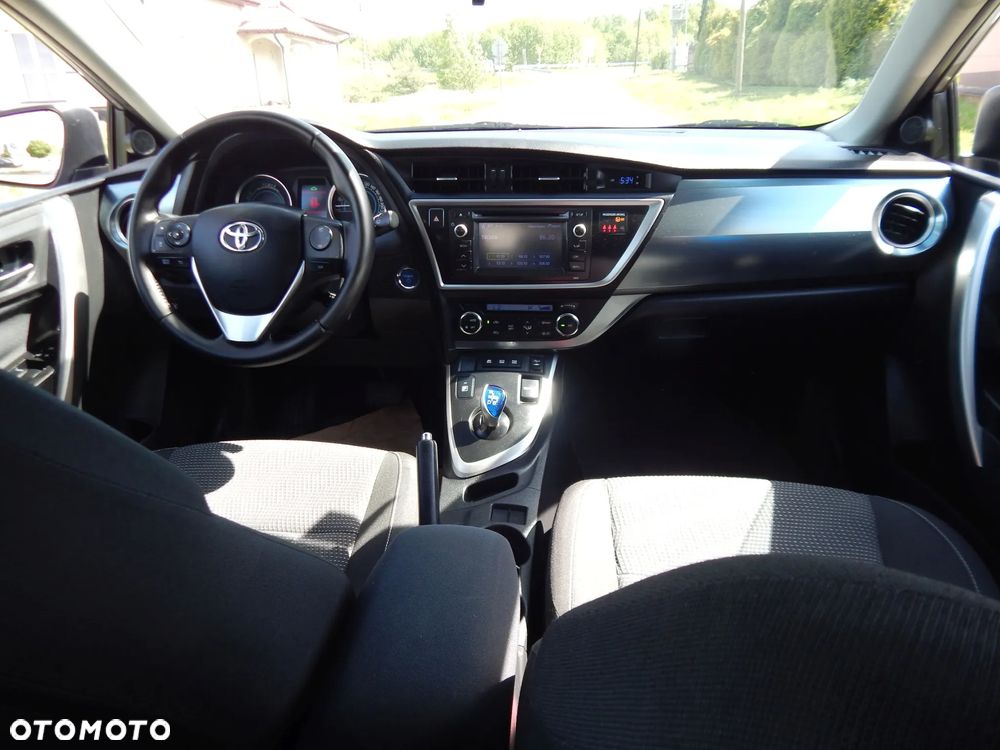 Toyota Auris - 14