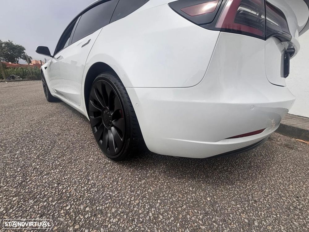 Tesla Model 3 Long Range AWD Dual Motor Performance - 3