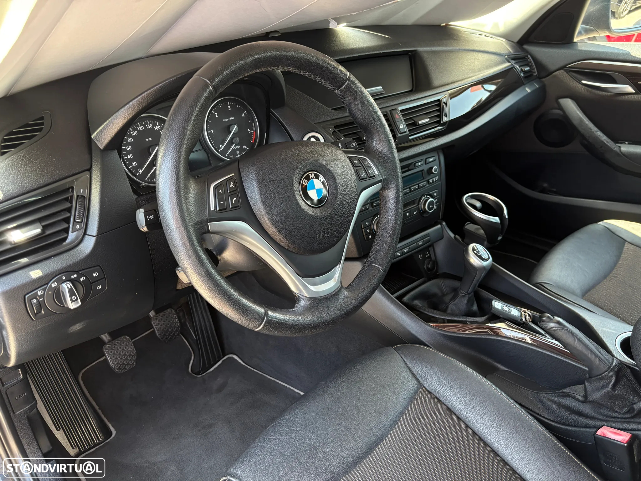 BMW X1 16 d sDrive xLine - 11