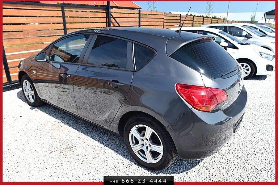 Opel Astra 1.4 Turbo Innovation - 10