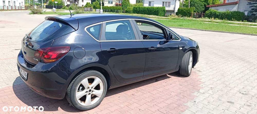 Opel Astra 1.4 - 3