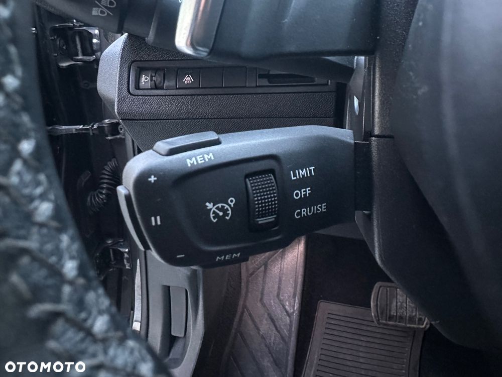 Peugeot 3008 1.2 PureTech Allure Pack S&S EAT8 - 20