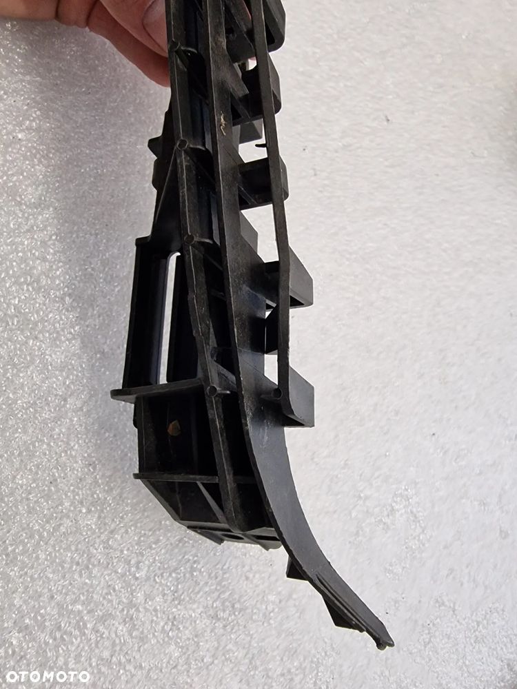 PEUGEOT 307 01- PRAWY ŚLIZG / MOCOWANIE ZDERZAKA PRZEDNI PRZÓD , NR 9643074480 , NR AUKCJI MS133 - 5