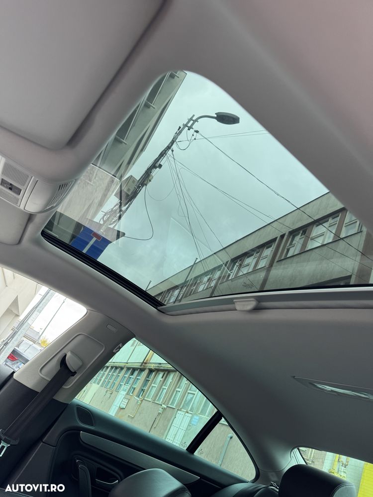 Volkswagen Passat 2.0 TDI DPF DSG R-Line Edition - 10