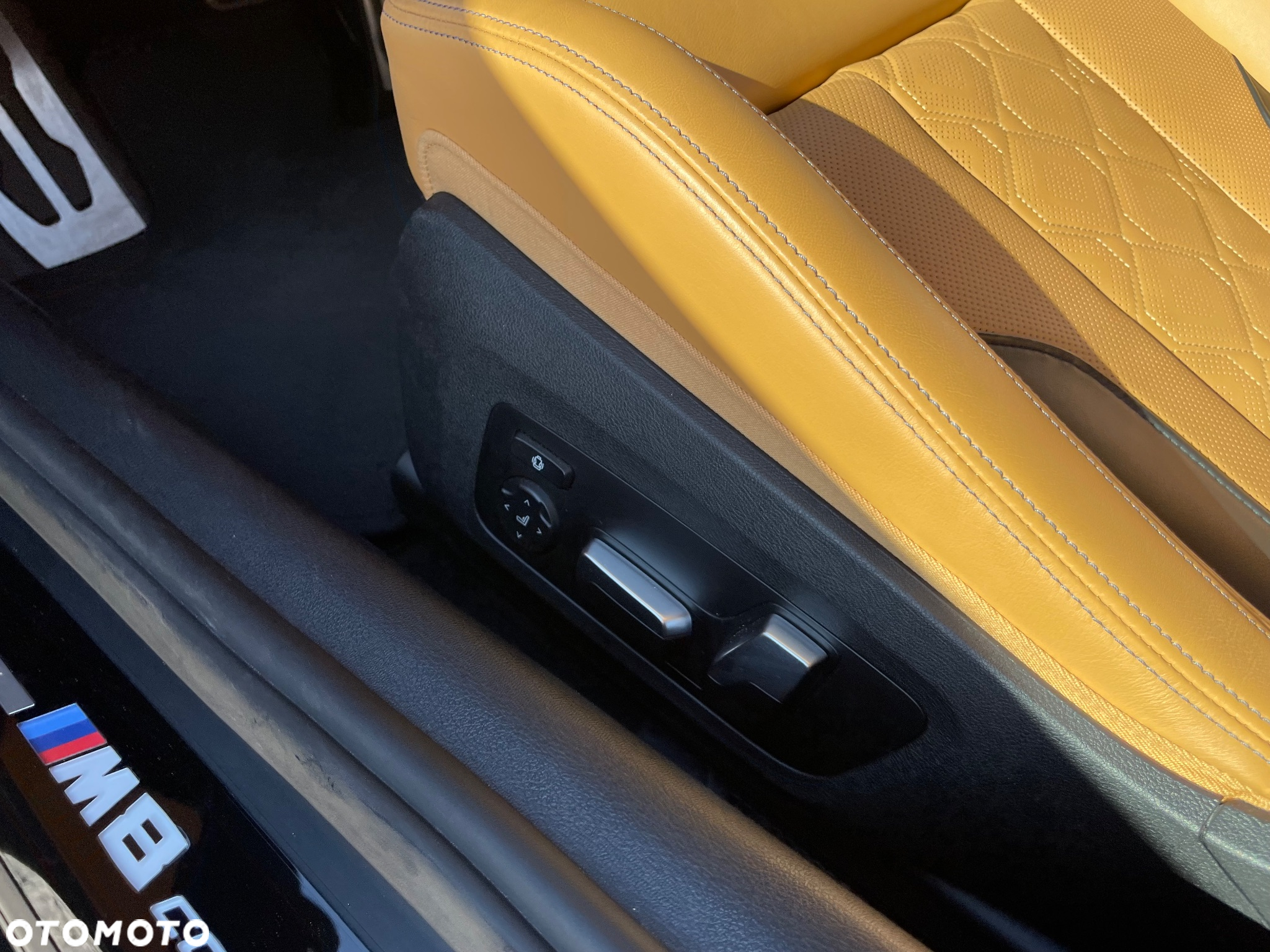BMW M8 Competition - 18