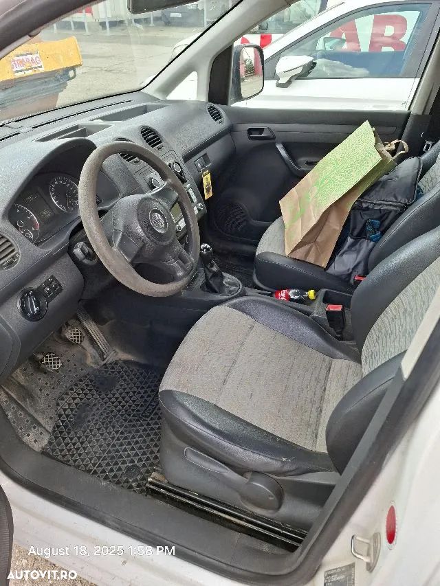 Volkswagen Caddy 1.6 TDI BlueMotion Comfortline - 6