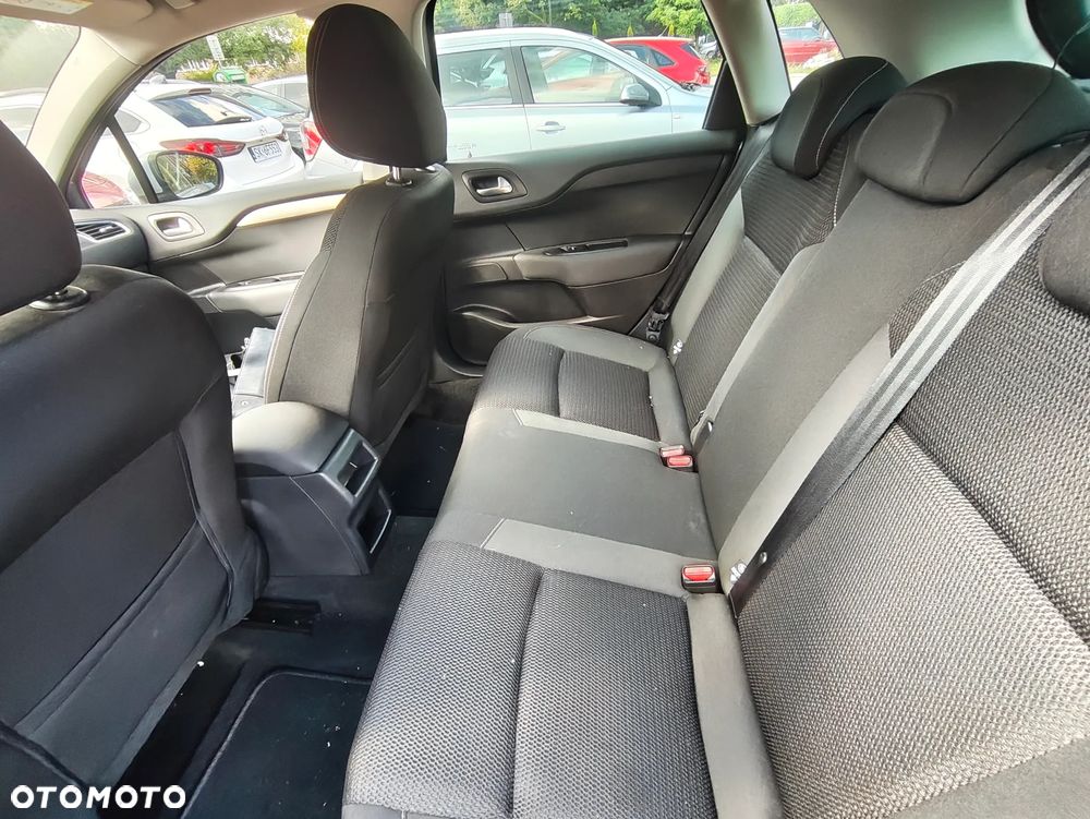 Citroën C4 1.2 PureTech Feel - 6
