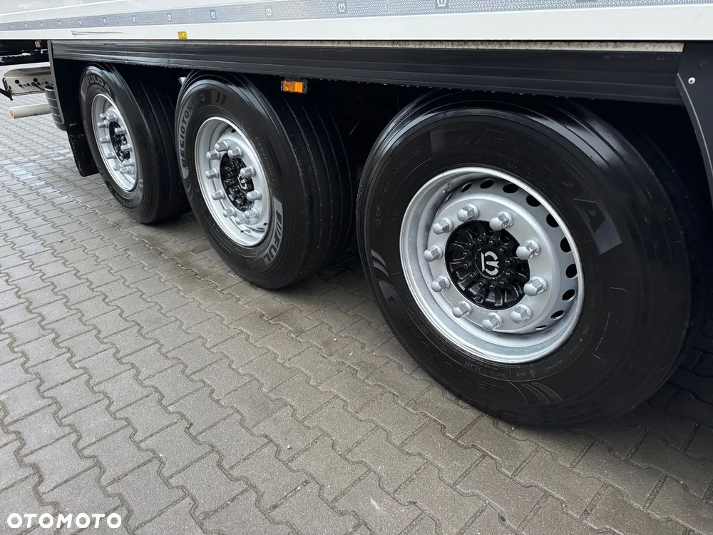 Krone Chłodnia ,Doppelstock ,Wynajem,  Carrier Vector 1550 - 21