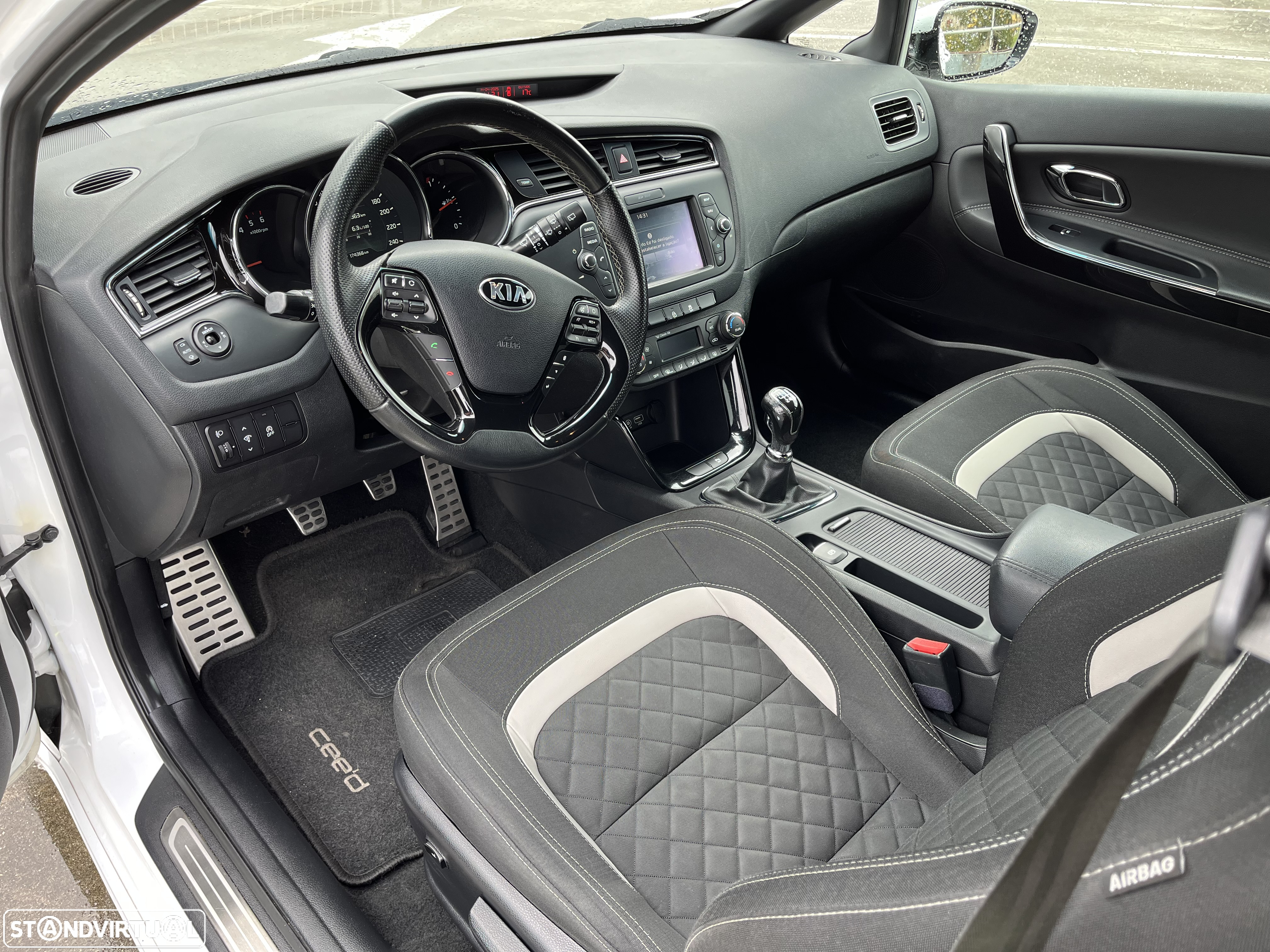 Kia Ceed S Coupé 1.6 CRDi GT Line - 9