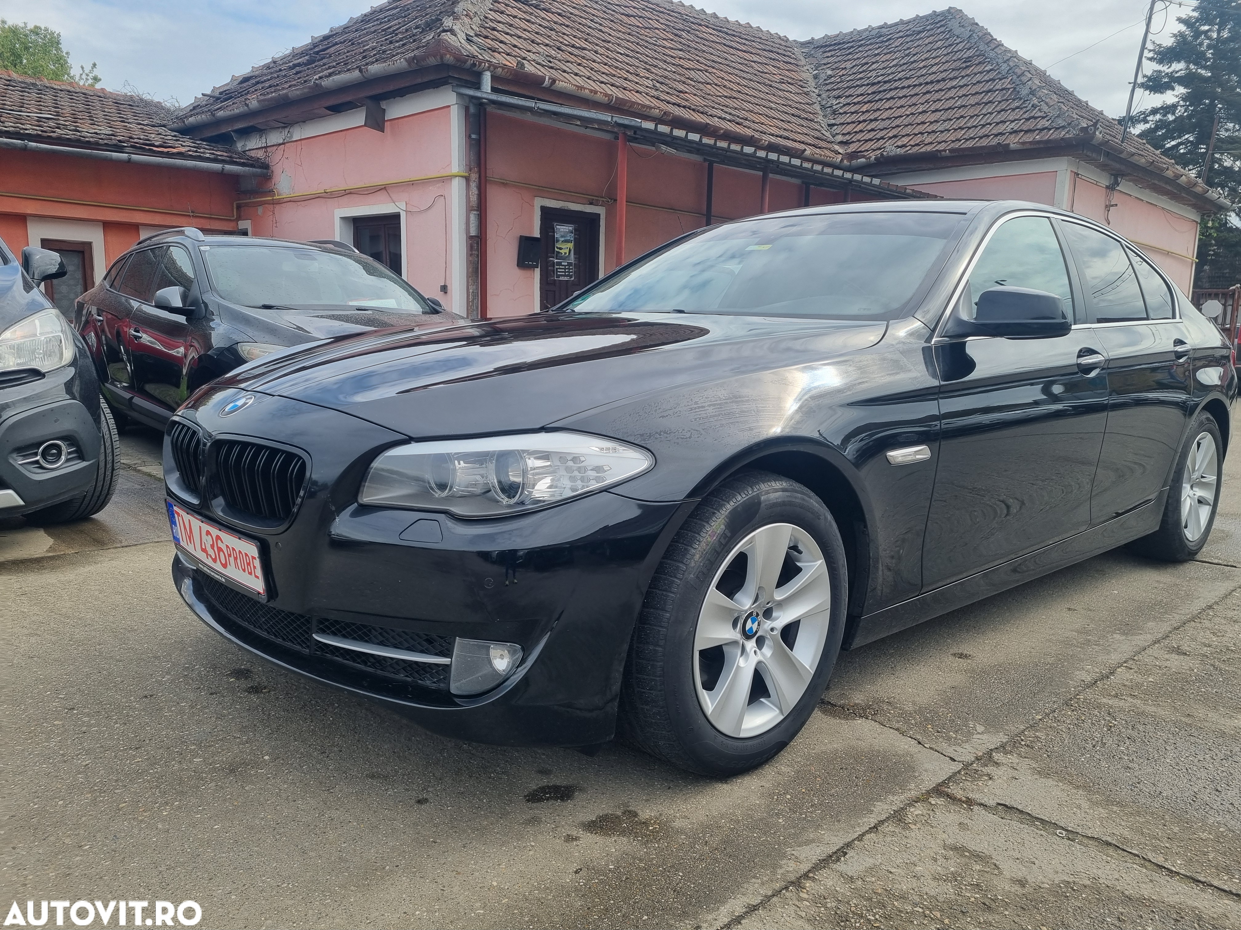 BMW Seria 5 520d Aut. Luxury Line - 23
