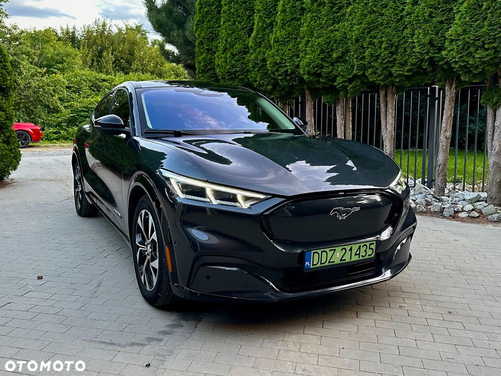 Ford Mustang Mach-E PREMIUM - 25