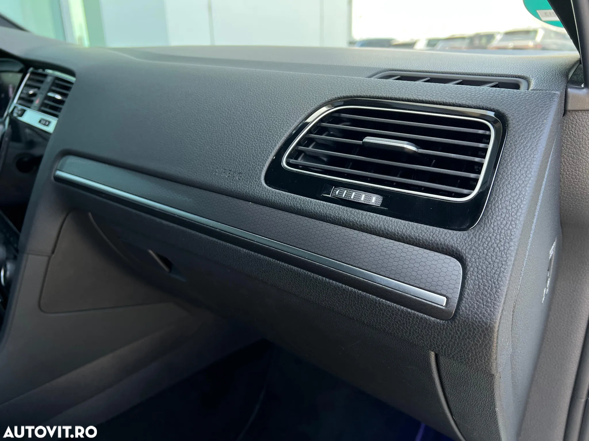 Volkswagen Golf 1.4 GTE Plug-In-Hybrid DSG - 30