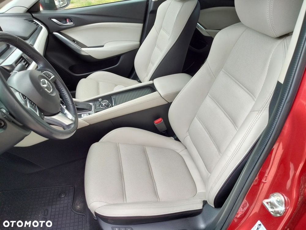 Mazda 6 - 8