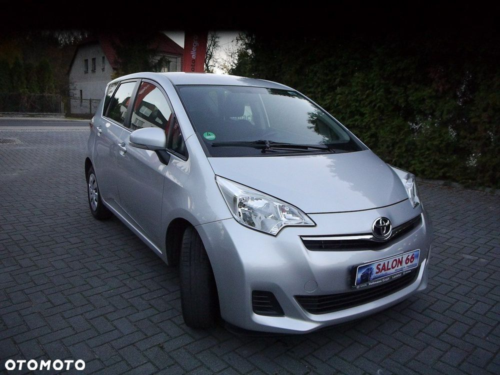 Toyota Verso S 1.33 Premium - 9