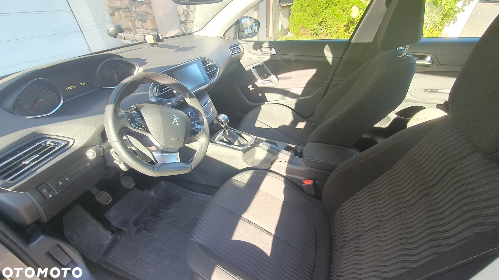 Peugeot 308 1.6 e-HDi Active S&S - 8