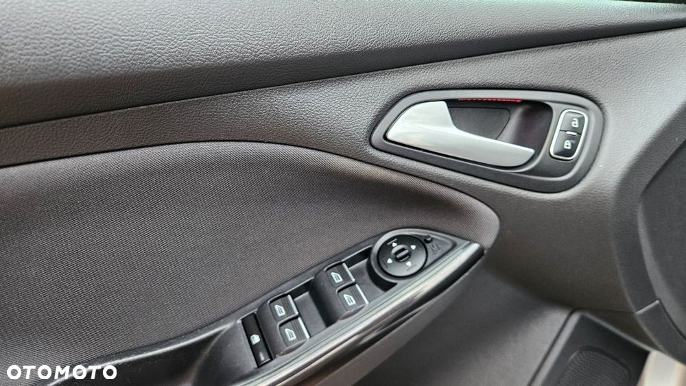 Ford Focus - 15