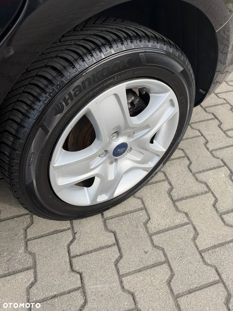 Ford Focus 1.6 16V Black Magic - 23