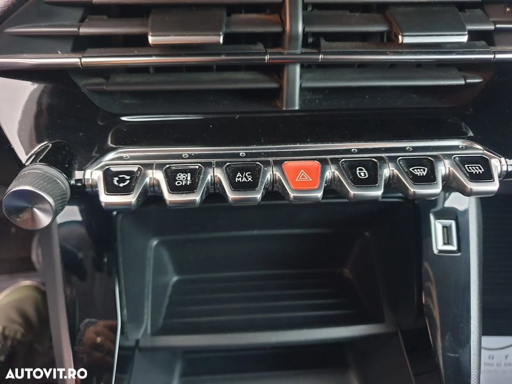 Peugeot 2008 1.5 BlueHDI FAP Active - 22