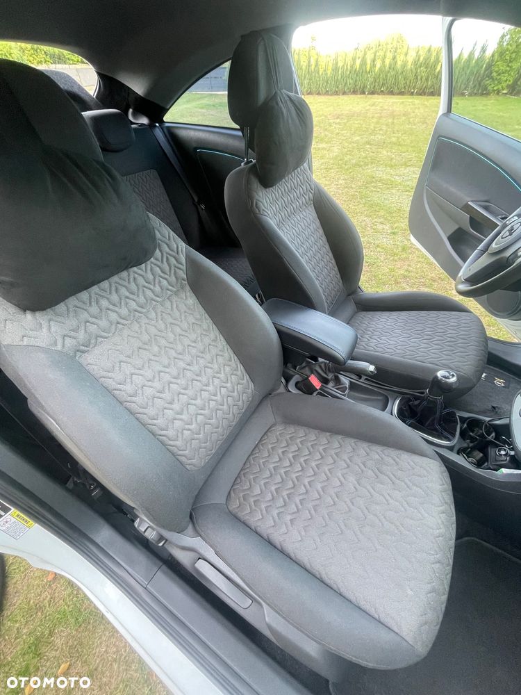 Opel Corsa - 17