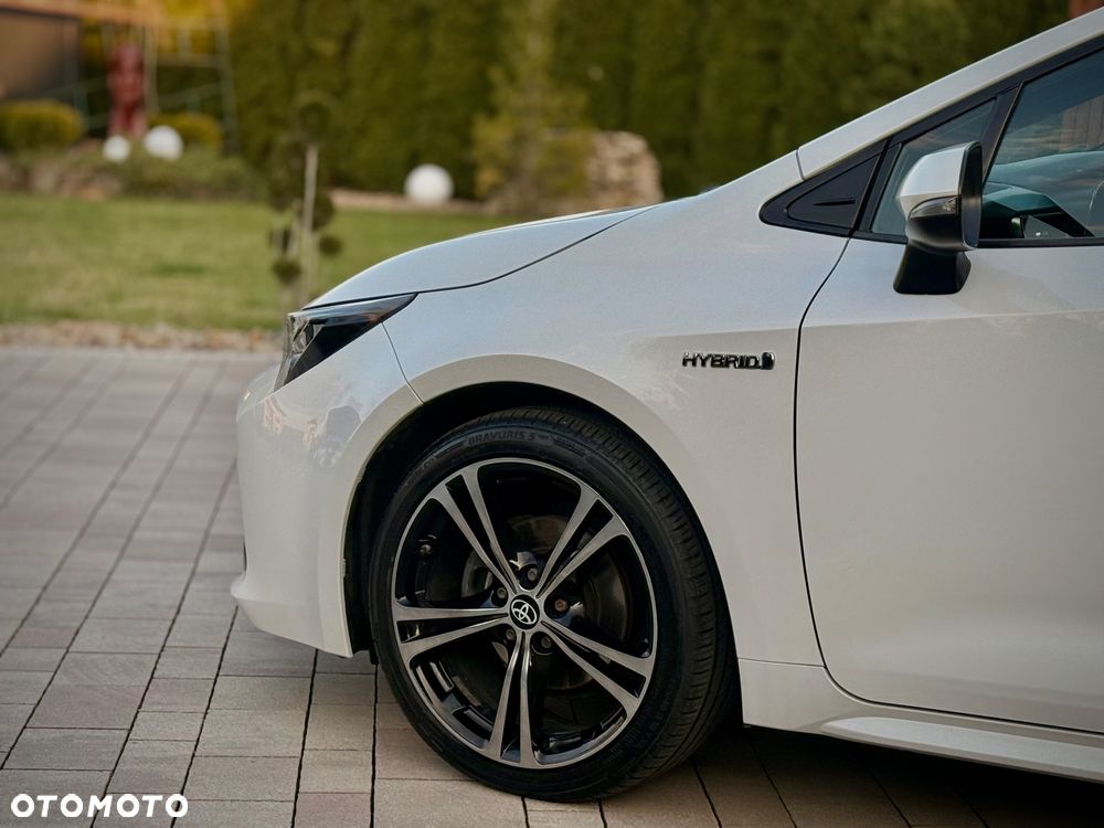 Toyota Corolla 1.8 Hybrid Active - 9