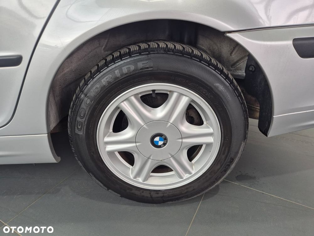 BMW Seria 3 - 14