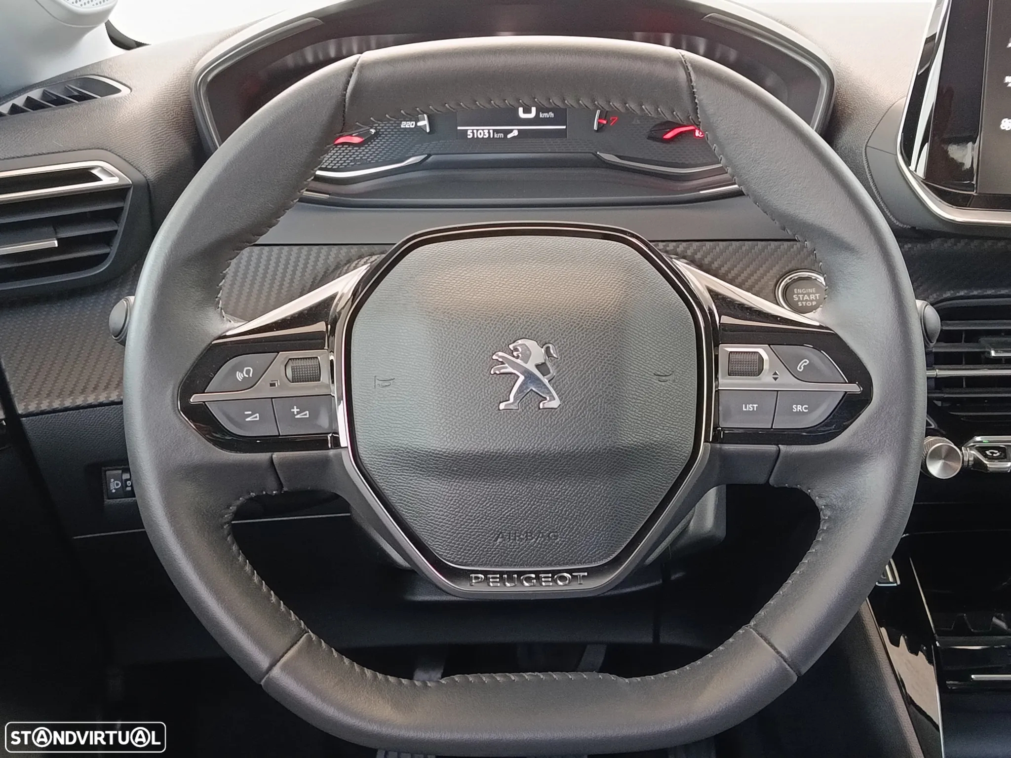 Peugeot 208 - 5